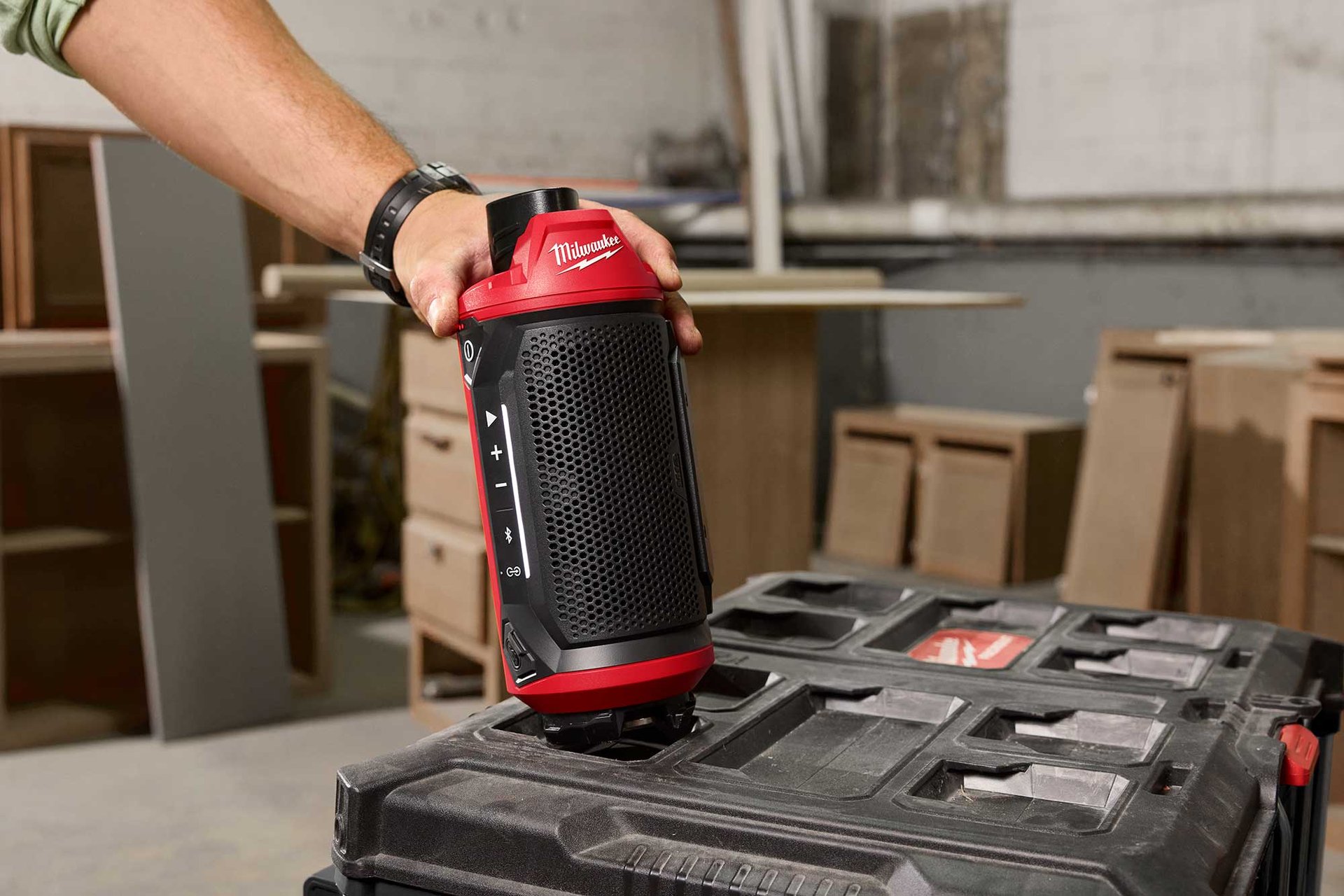 2459194 MILWAUKEE 12V HØJTTALER M12 SPEJSG2 0 UDEN BATTERI OG LADER4