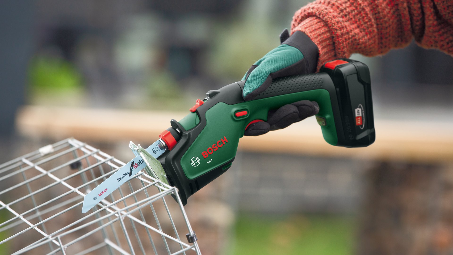 7440969 4