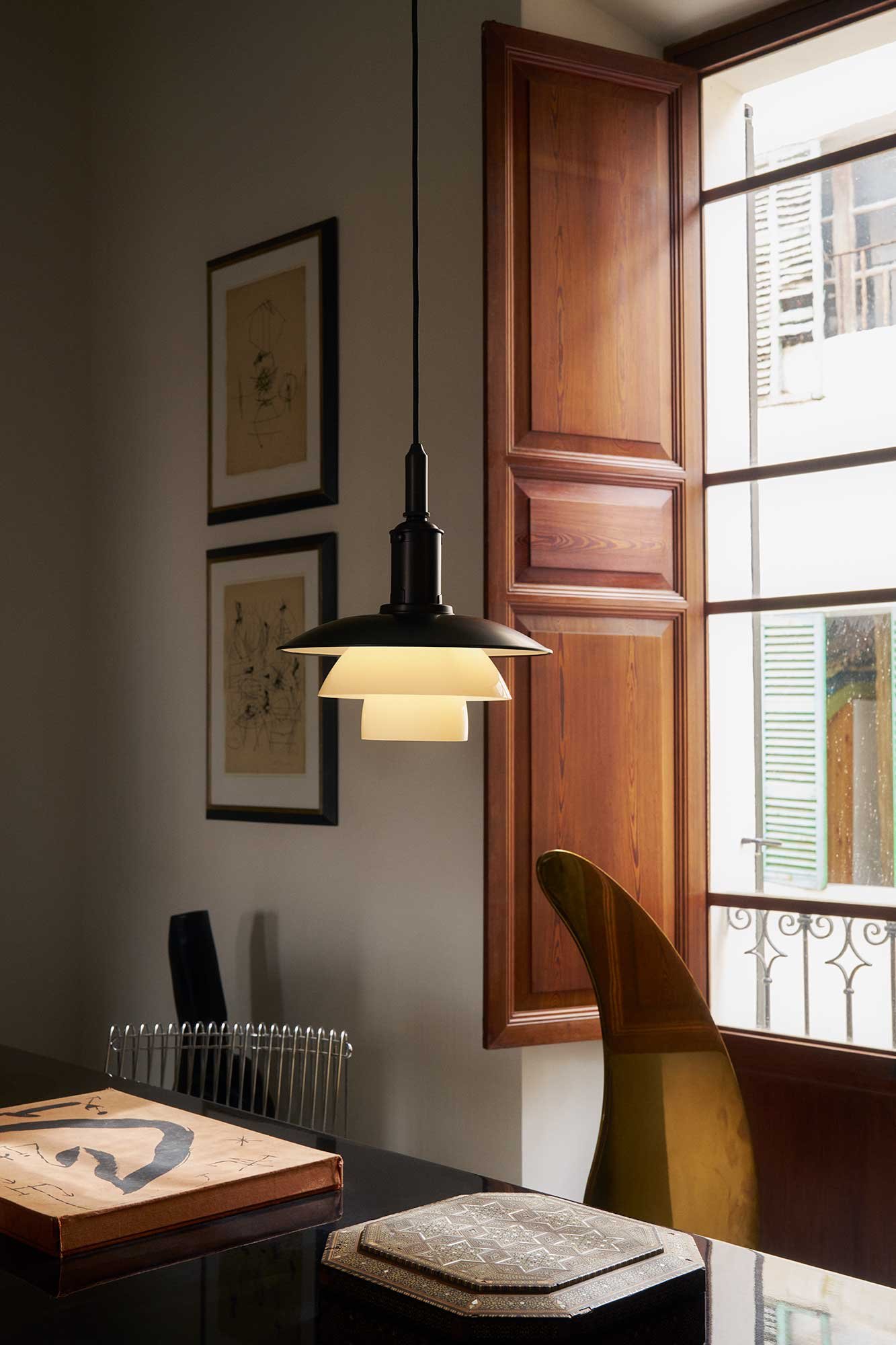 9147534 PH 3 3 PENDEL AGED BRASS OPAL GLAS 4