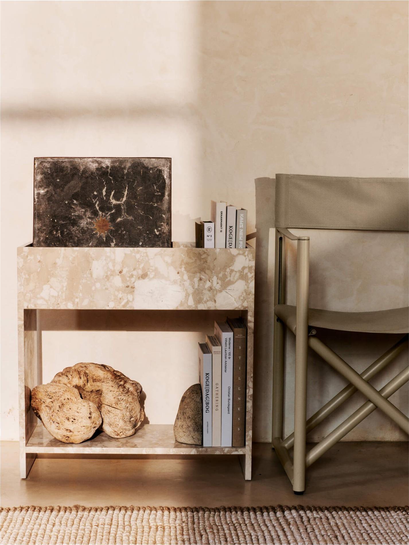 9147626 FERM LIVING STONE PLANTEKASSE MED HYLDE MARBLE 65,5X65X28CM 4