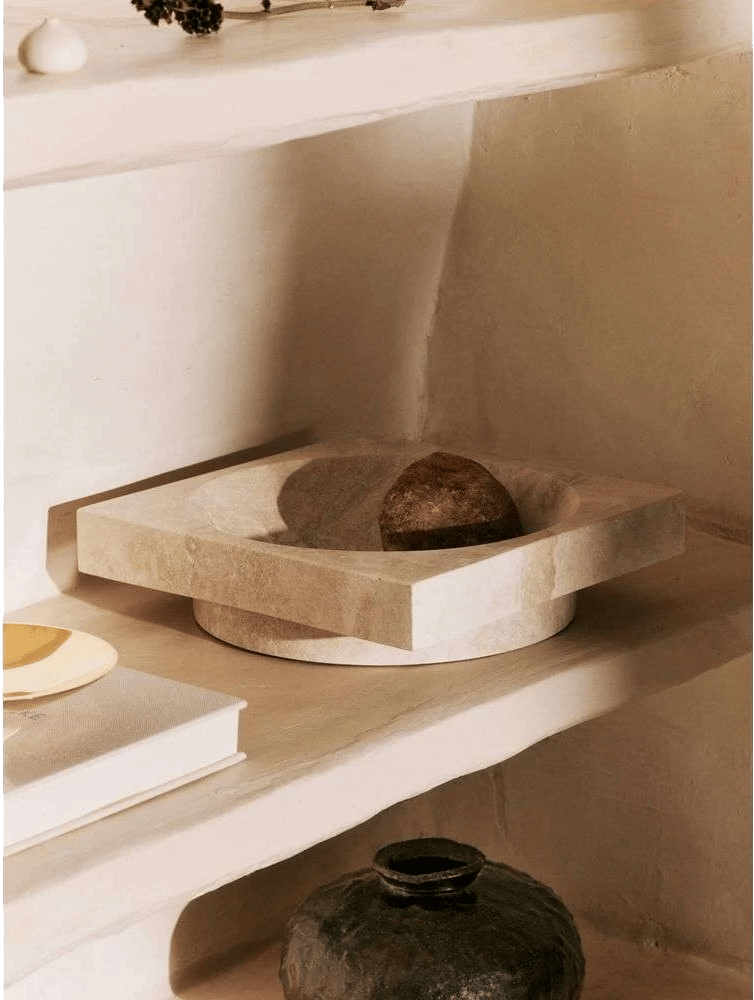 9147630 FERM LIVING HEW CENTERPIECE LAV TRAVETINE 3
