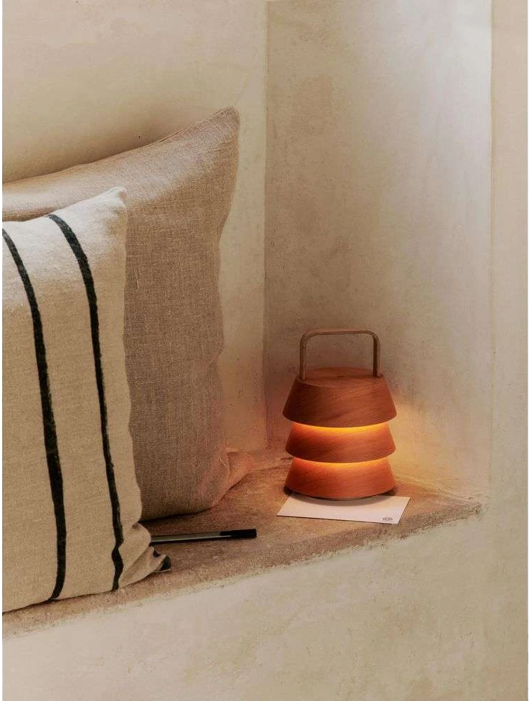 9147625 FERM LIVING LUVER LAMPE TRANSPORTABEL DOUGLASGRAN 2