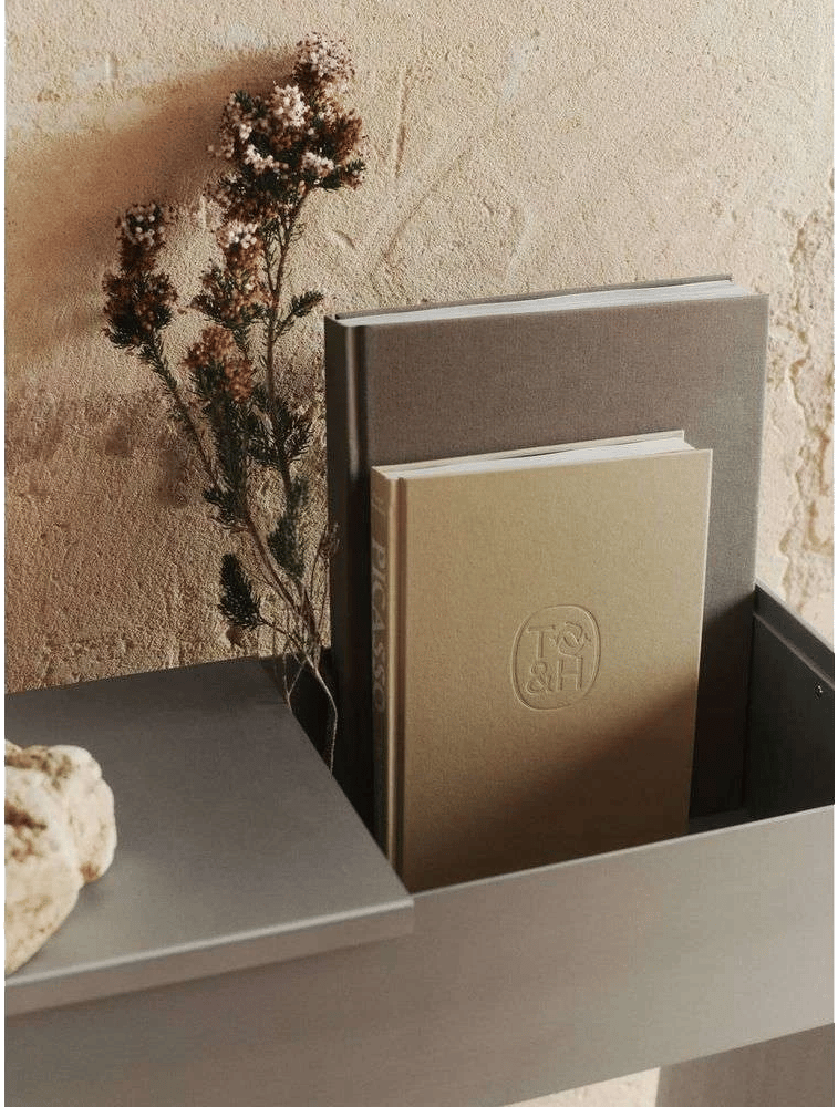 9147602 FERM LIVING LAGER PLANTEKASSE MED HYLDE ALUMINIUM 60X65X25CM 4