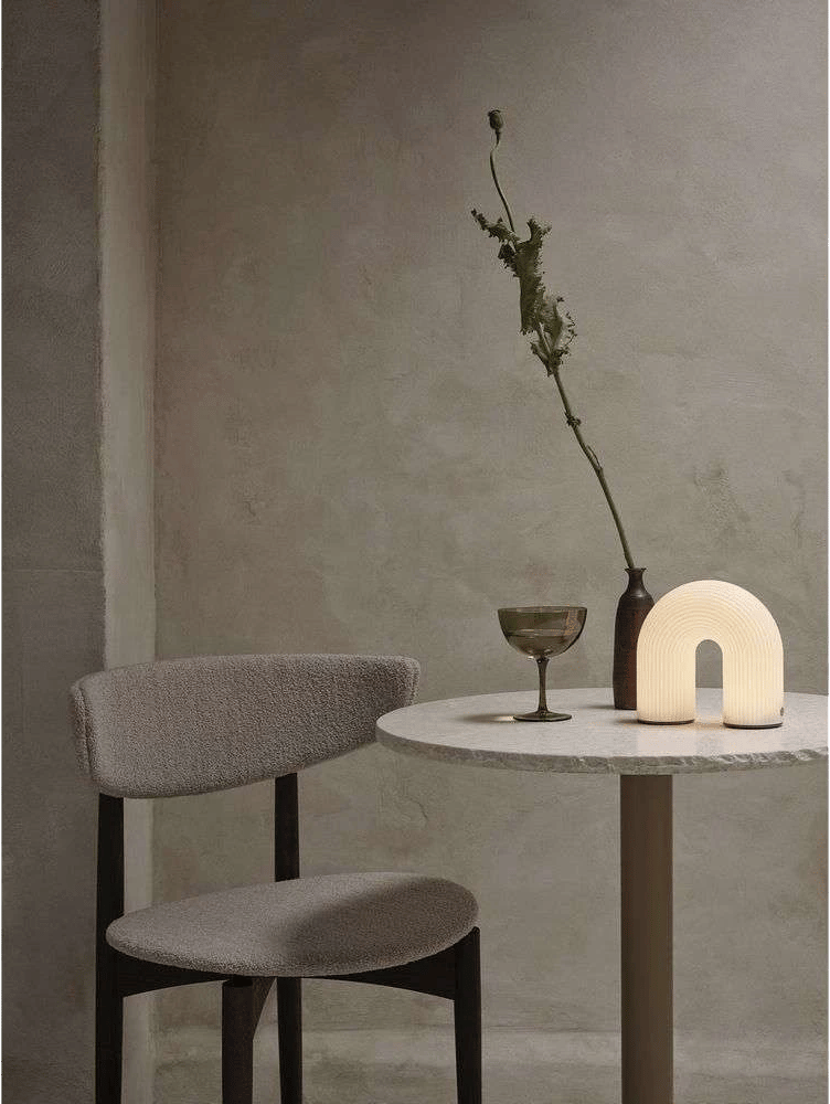9147599 FERM LIVING VUELTA LAMPE TRANSPORTABEL HVID 3