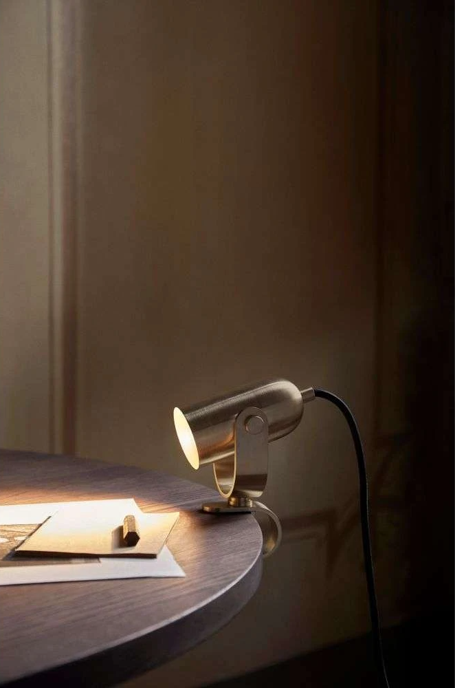 9147581 FERM LIVING RUUVI LAMPE MESSING 3