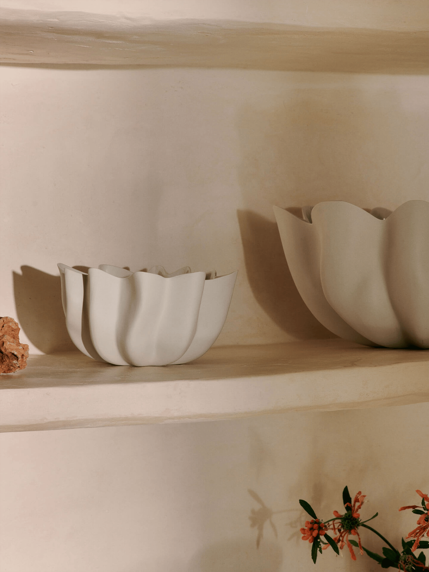9147616 FERM LIVING NIUM SKÅL Ø22 OFF WHITE 2