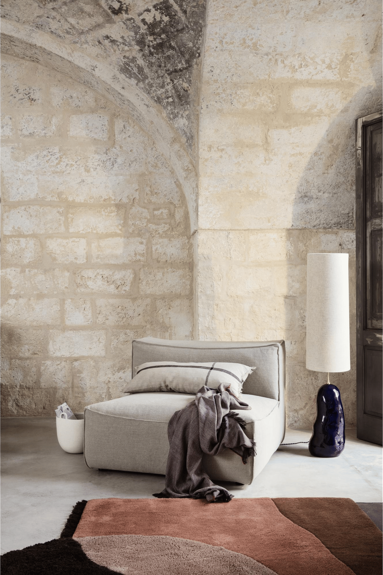 9147579 FERM LIVING ECLIPSE LAMPESKÆRM LANG SAND 4