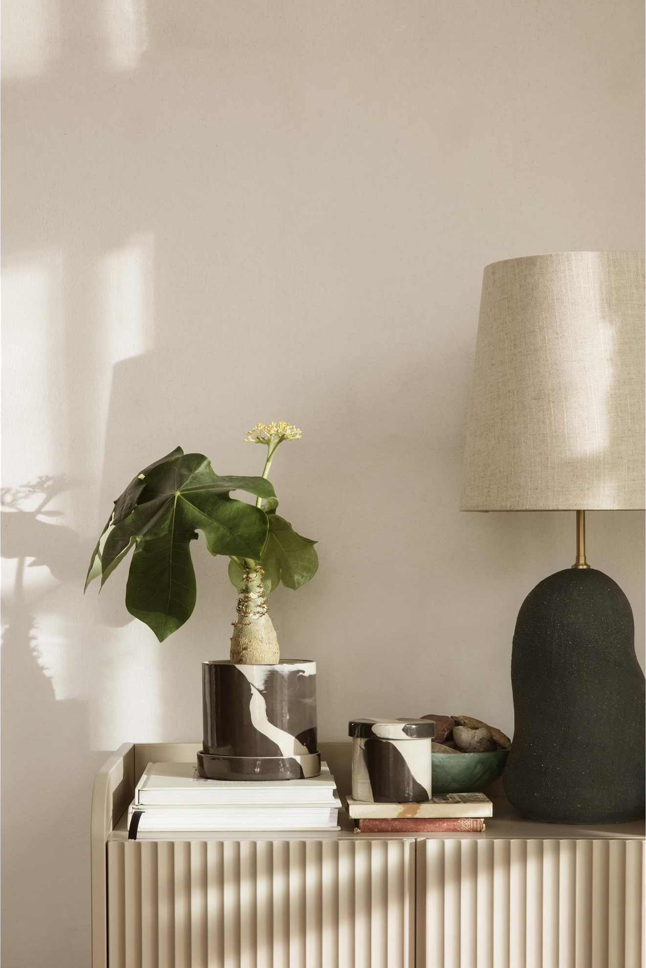 9147563 FERM LIVING ECLIPSE LAMPESKÆRM MEDIUM NATUR 2