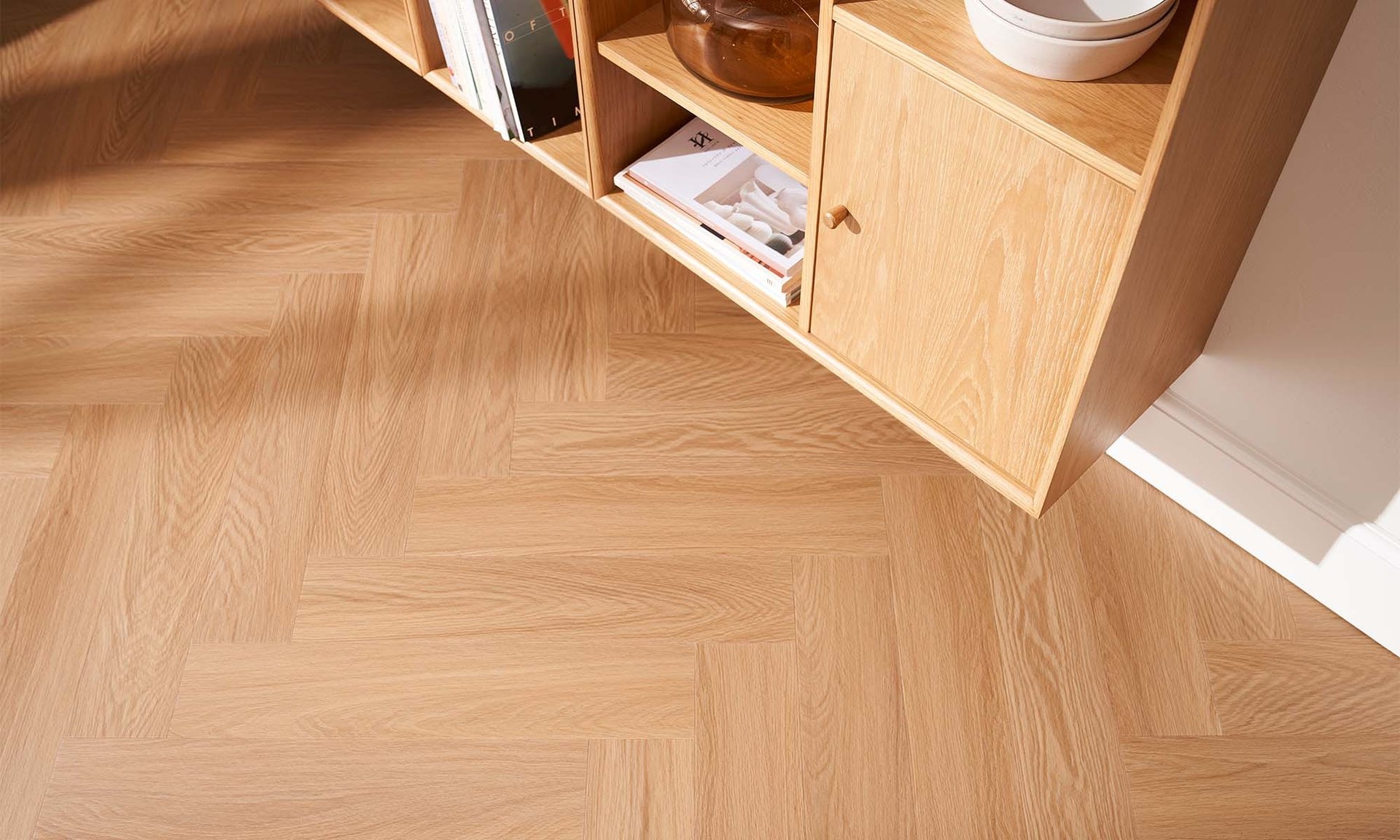 2406947 WALLMANN IMPRESSIVE SILDEBEN 1