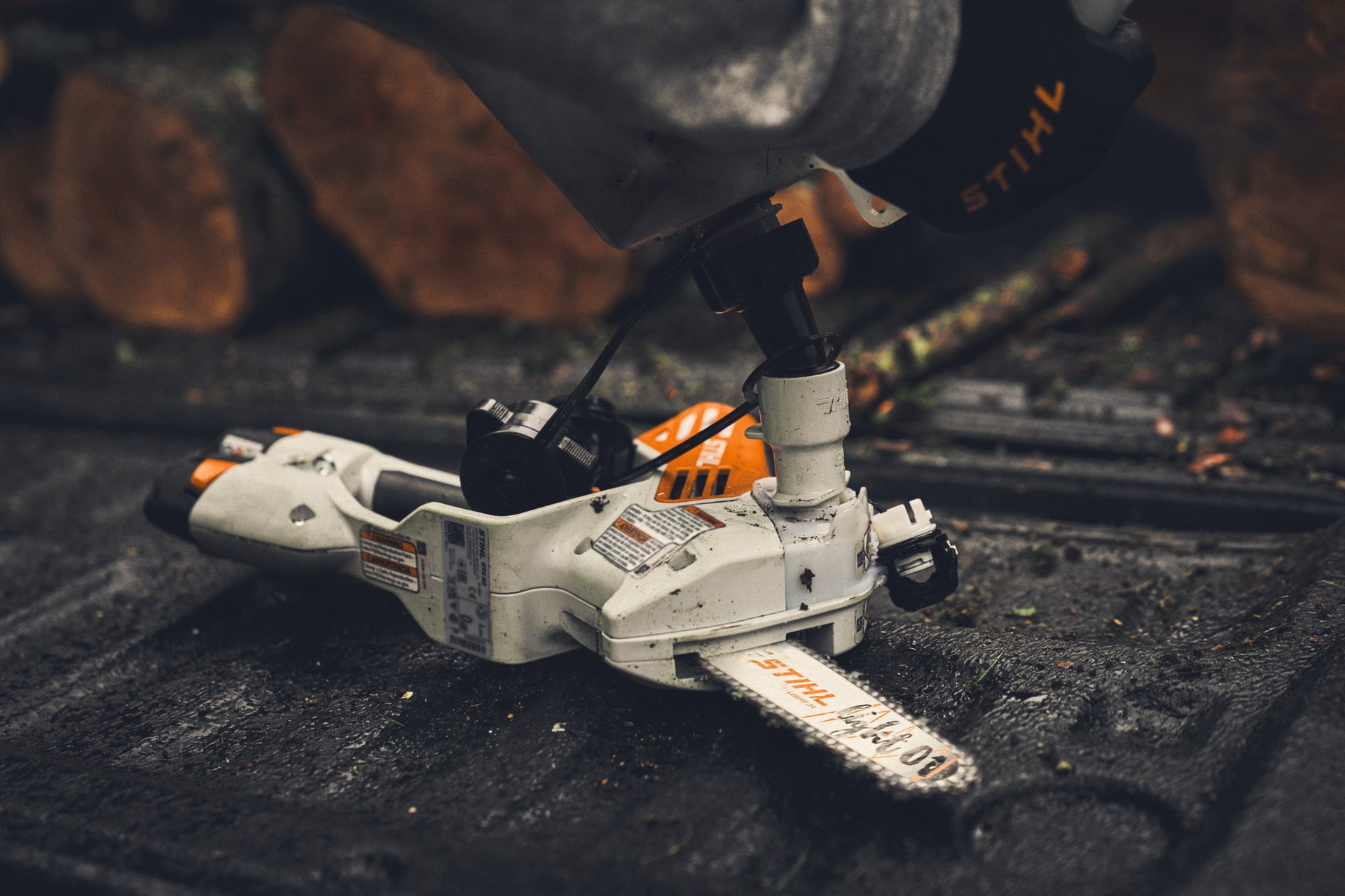 9147649 STIHL BATTERIHÅNDSAV GTA 40 MED 2 BATTERIER AS 2 OG 1 HURTIGOPLADER AL 5 2 4