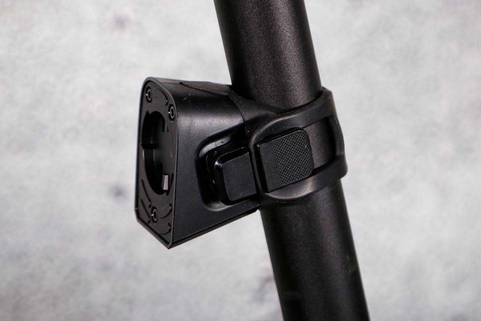 9147791 WAHOO TRACKR RADAR HOLDER 5