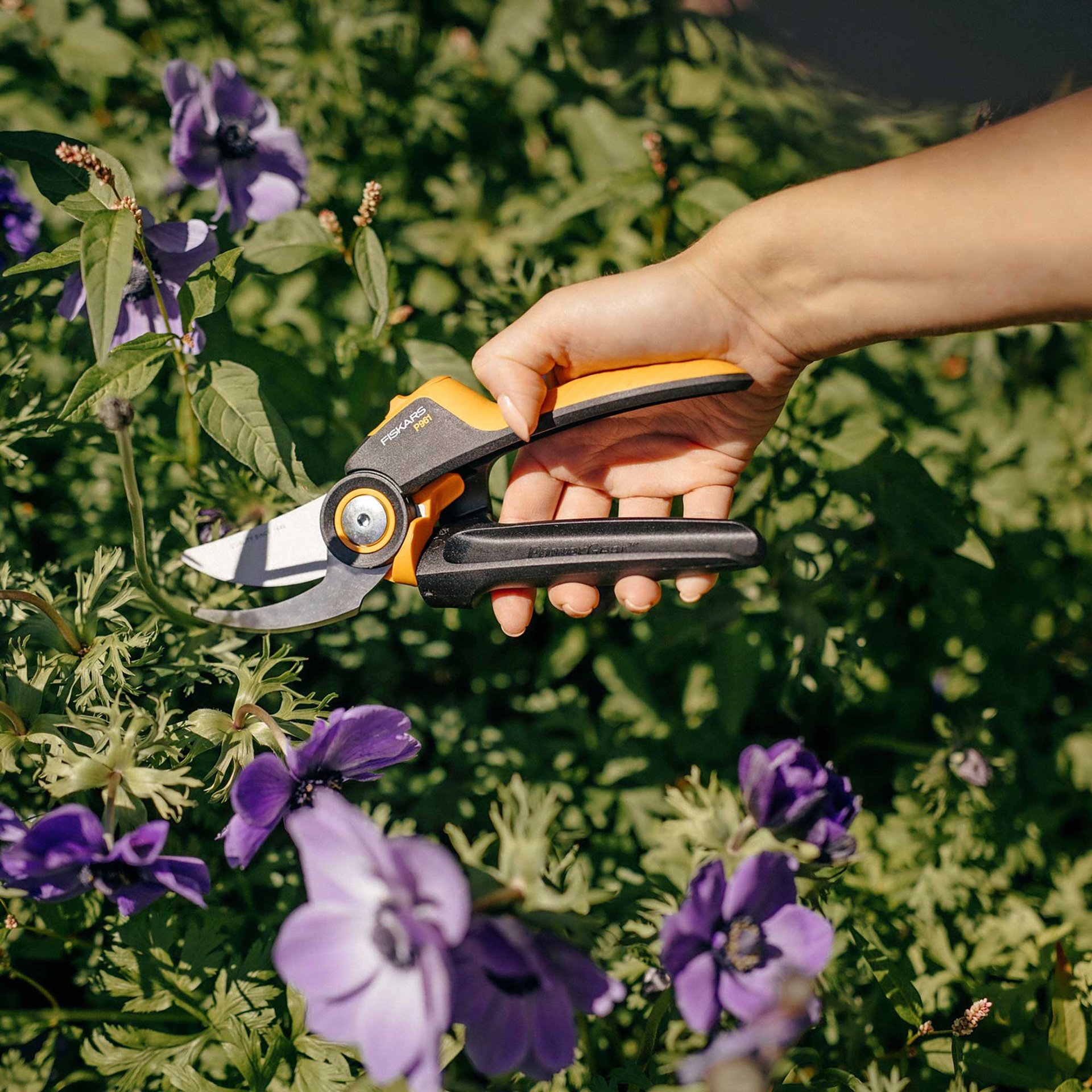 2142901 FISKARS X SERIE BESKÆRERSAKS SS P961 2