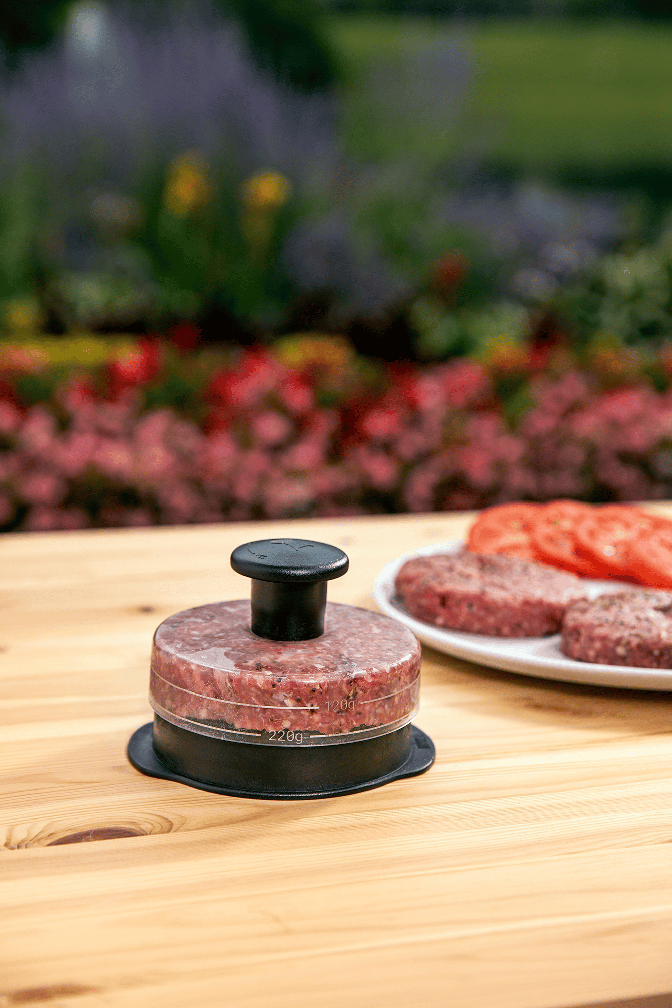 2388807 WEBER BURGER PRESSER SORT 2