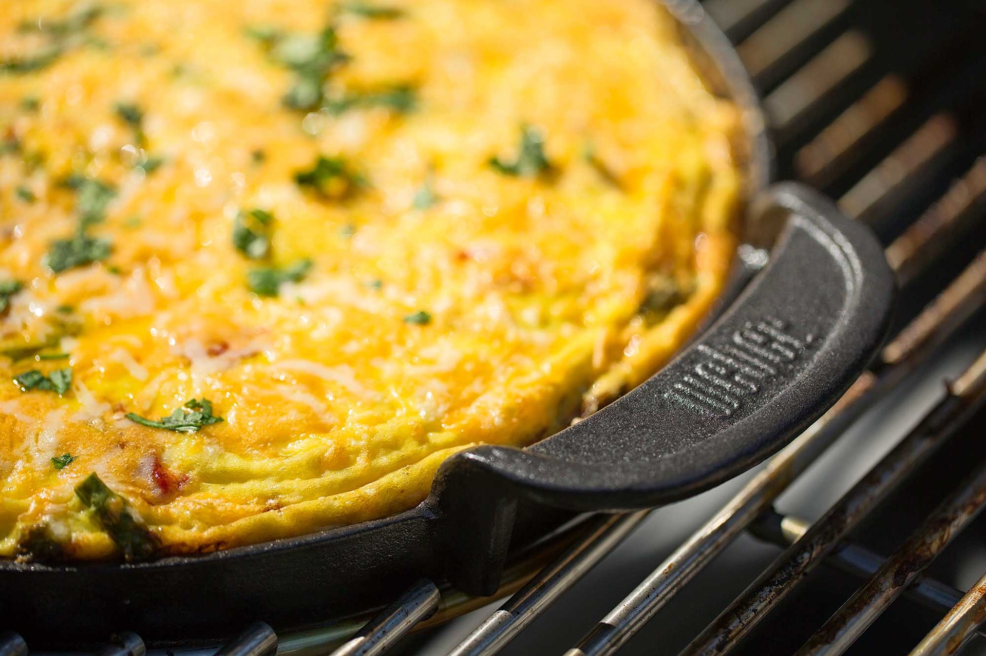 1373937 3