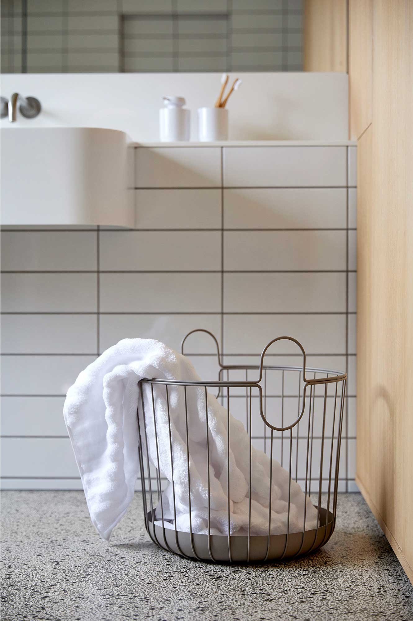 9148434 ZONE INU KURV 40,6X41,1CM TAUPE 2