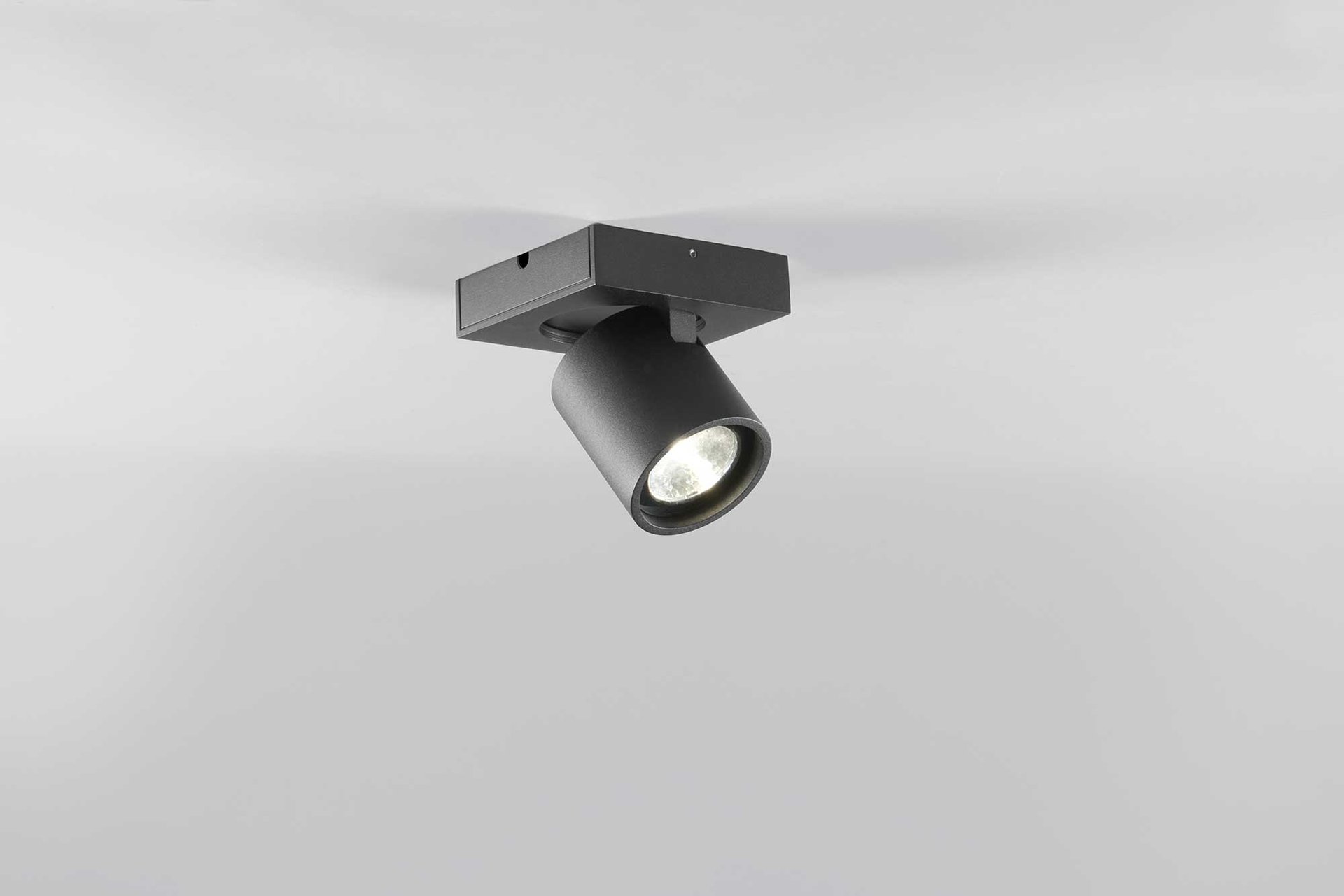 9149442 FOCUS 1 LOFTLAMPE SORT 2