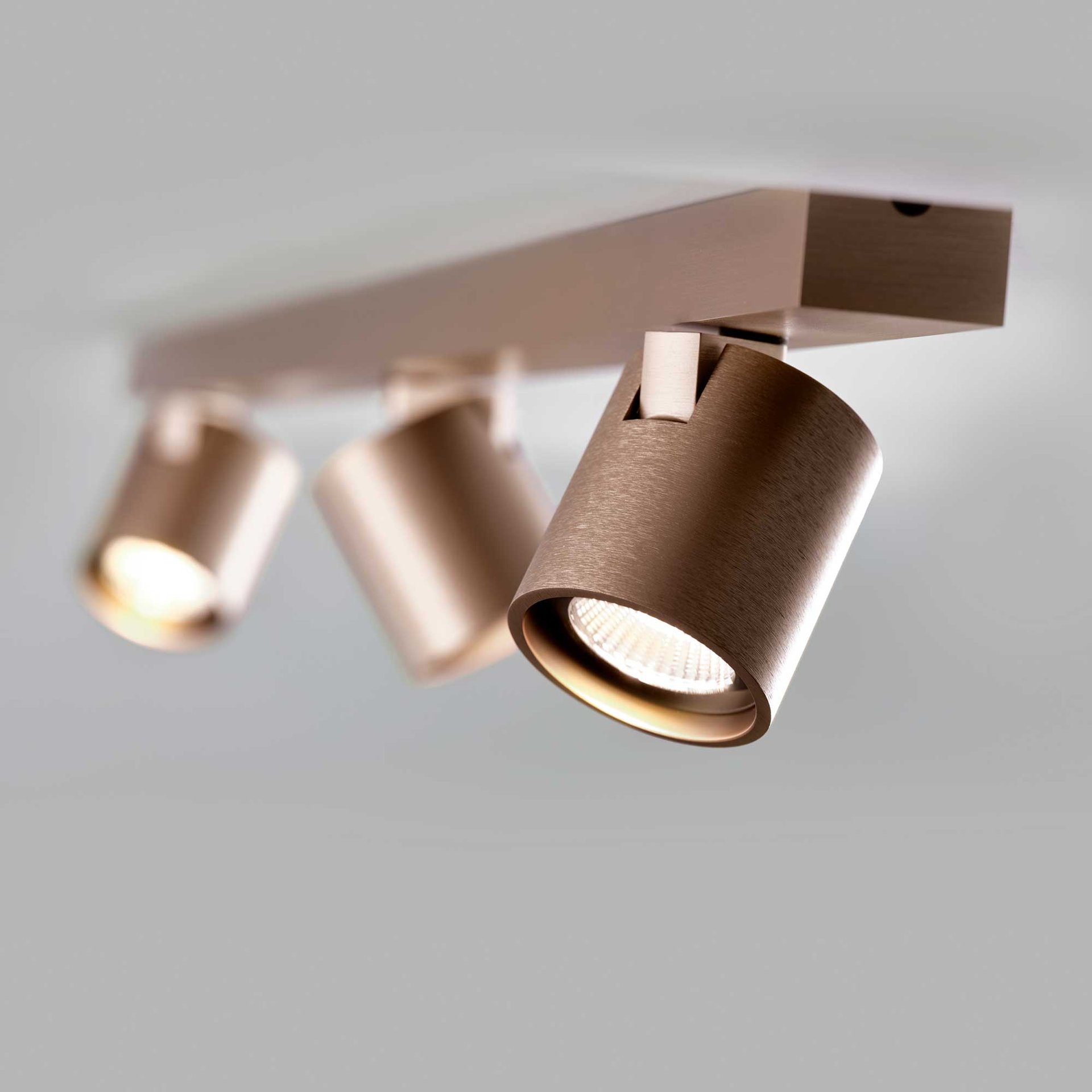9149449 FOCUS L900 LOFTLAMPE ROSE GOLD 3