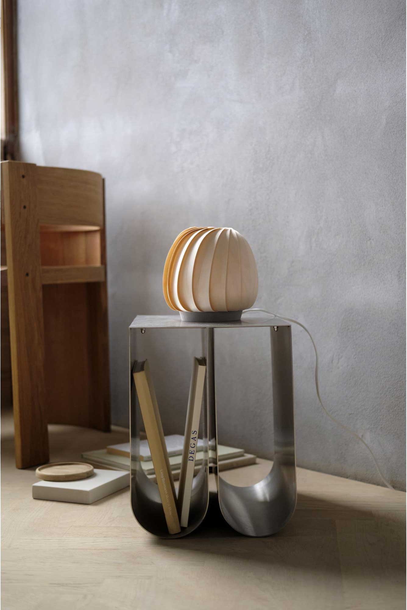 9149533 TOM ROSSAU ST906 BORDLAMPE XS BIRK NATUR 13X13CM G9 3,8W LED 1