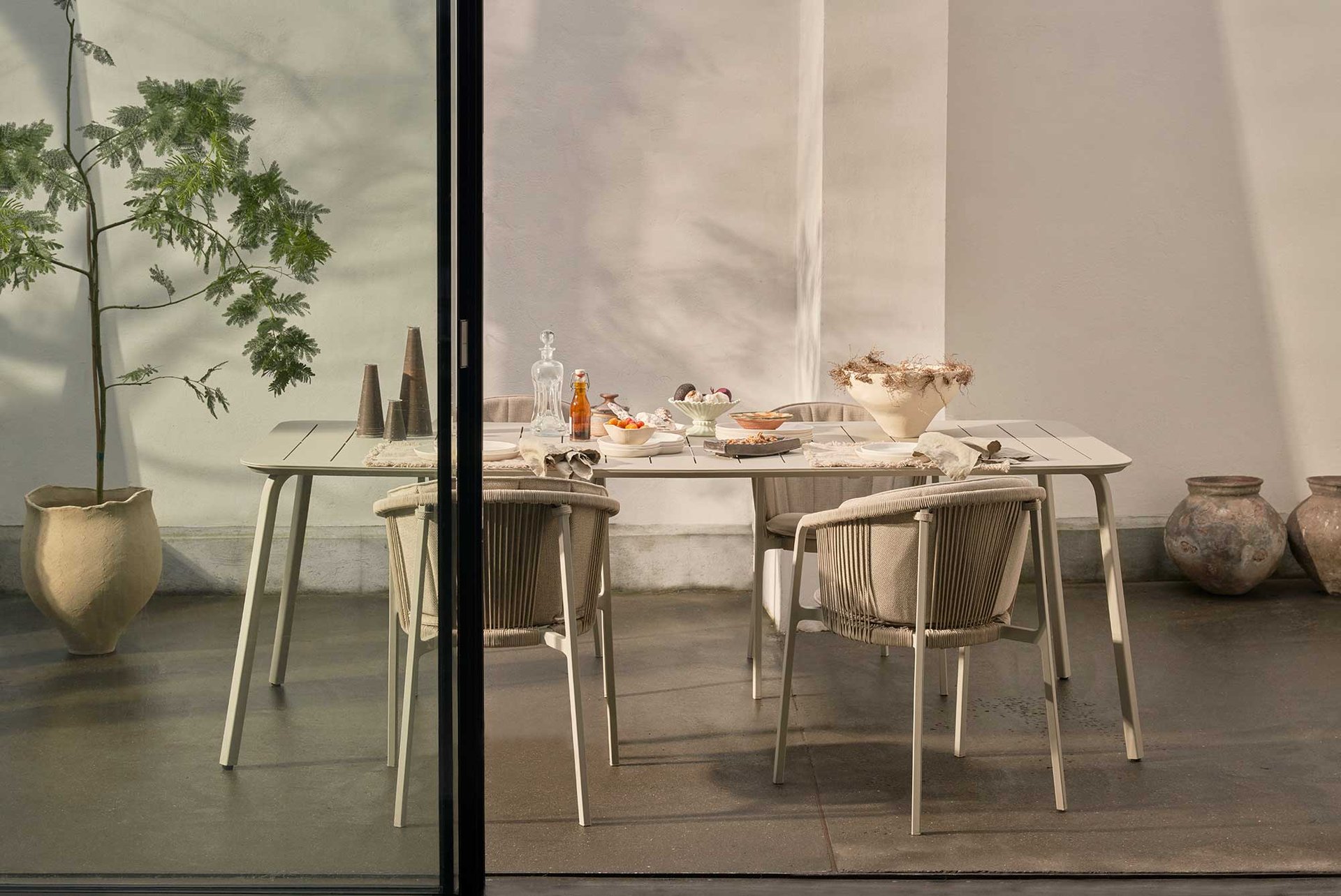 9149556 VIPP733 LAGRASSE SPISEBORD 220CM 5