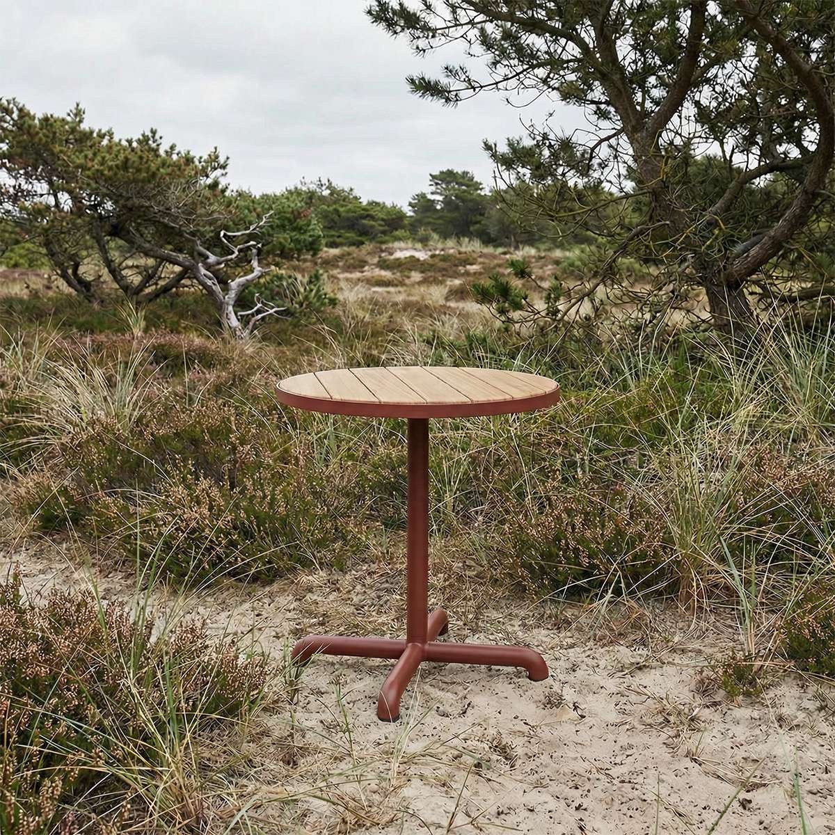 Variant 8603531 Kirra Cafe CC 81 Table C3 9870 Chestnut Img 01 A Lifestyle 1200X1200