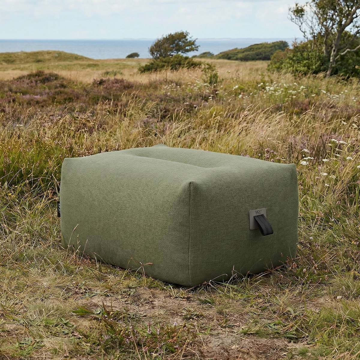 Softsofaoutdoor Kirra Olive Pouf Module 01 1200X1200