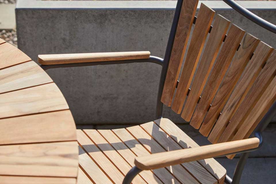 9147099 8