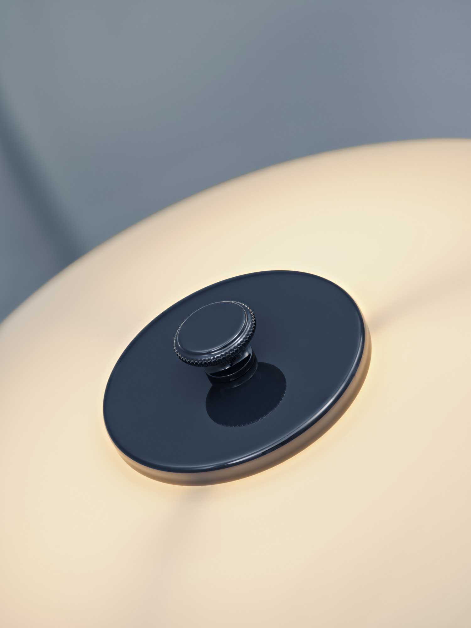 9150202 AW26 PH 3 2 Table Blue Marketing Close Up On 04