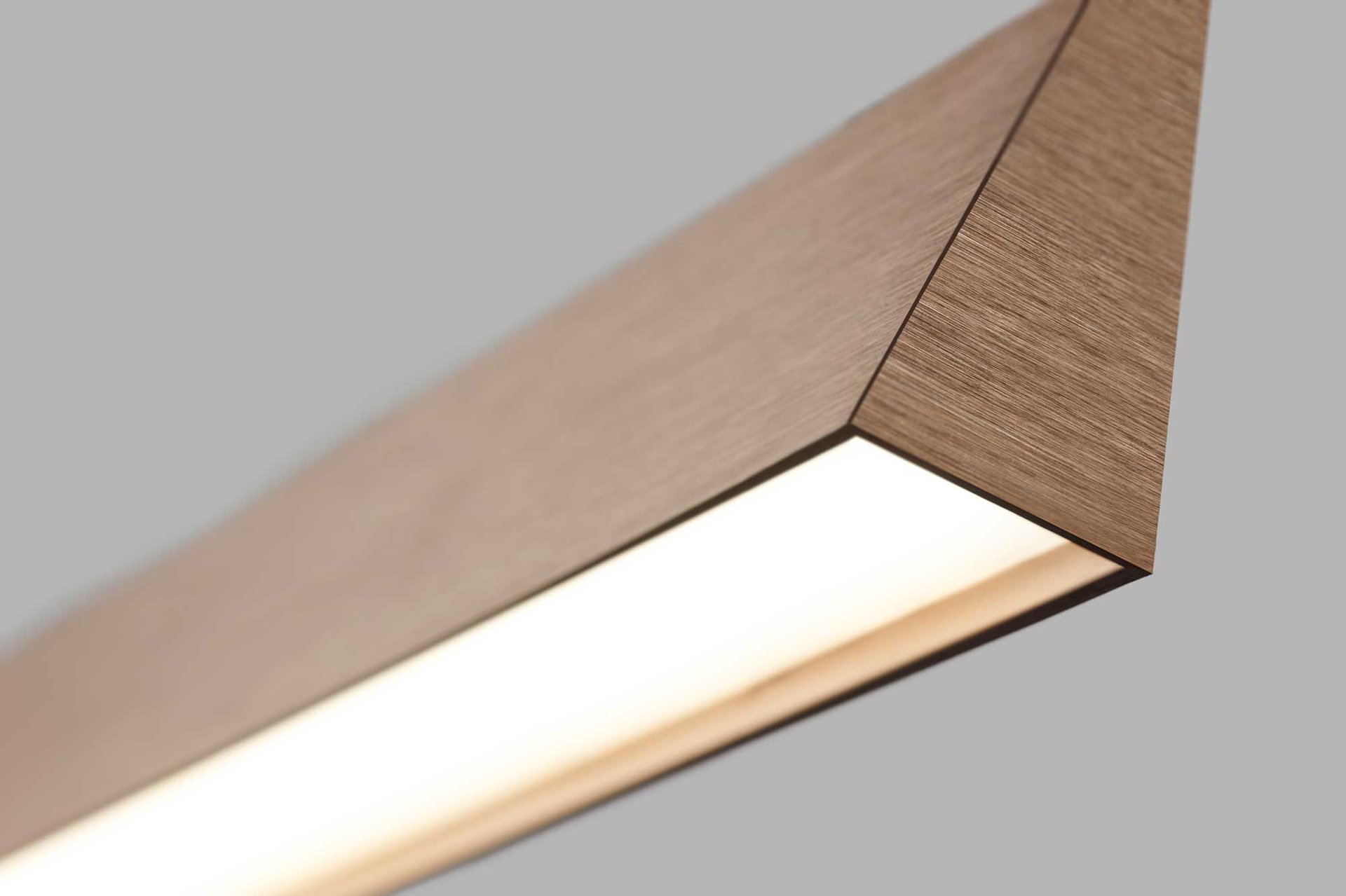 EDGE LINEAR S1000 Rose Gold Detail 3 270552