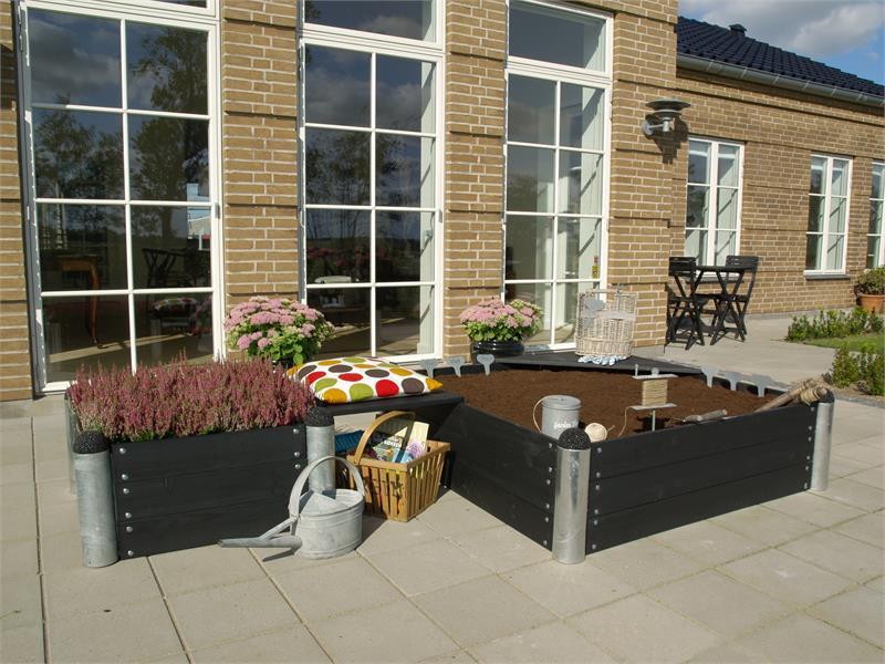 1460745 PLUS PIPE BLOMSTERKASSE 2