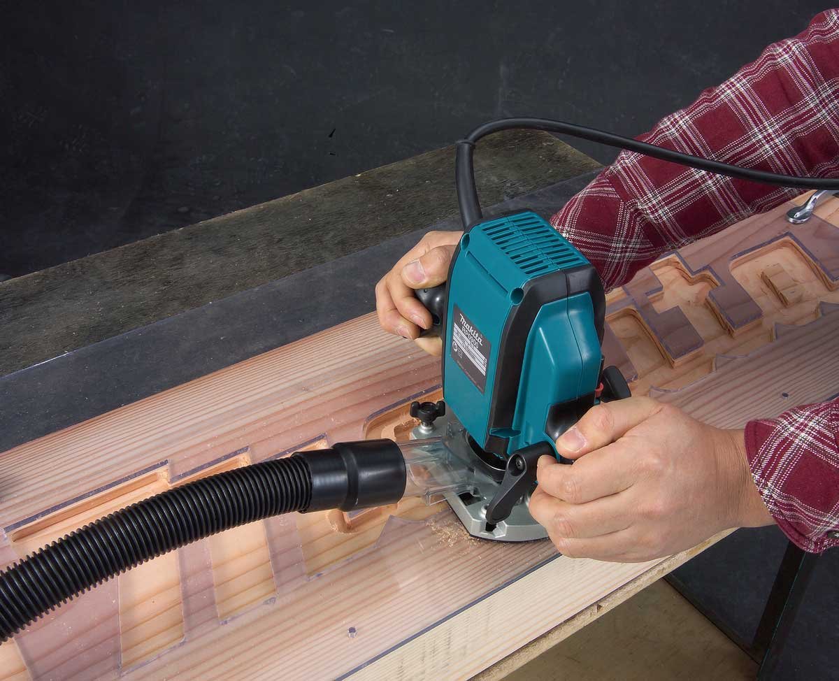 1645876 MAKITA OVERFRÆSER RP0900J 2