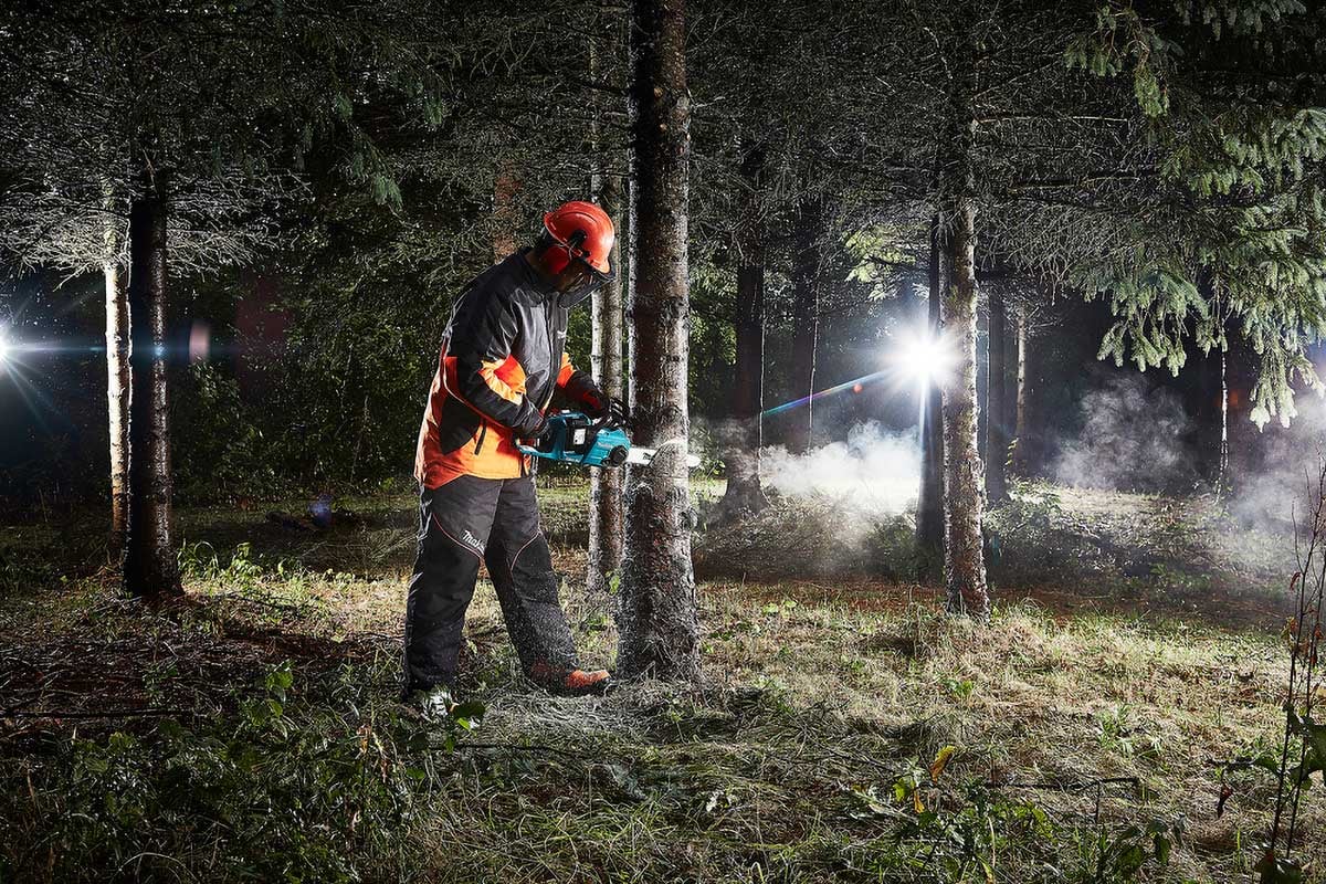1892595 MAKITA KÆDESAV 2X18V LI ION 4