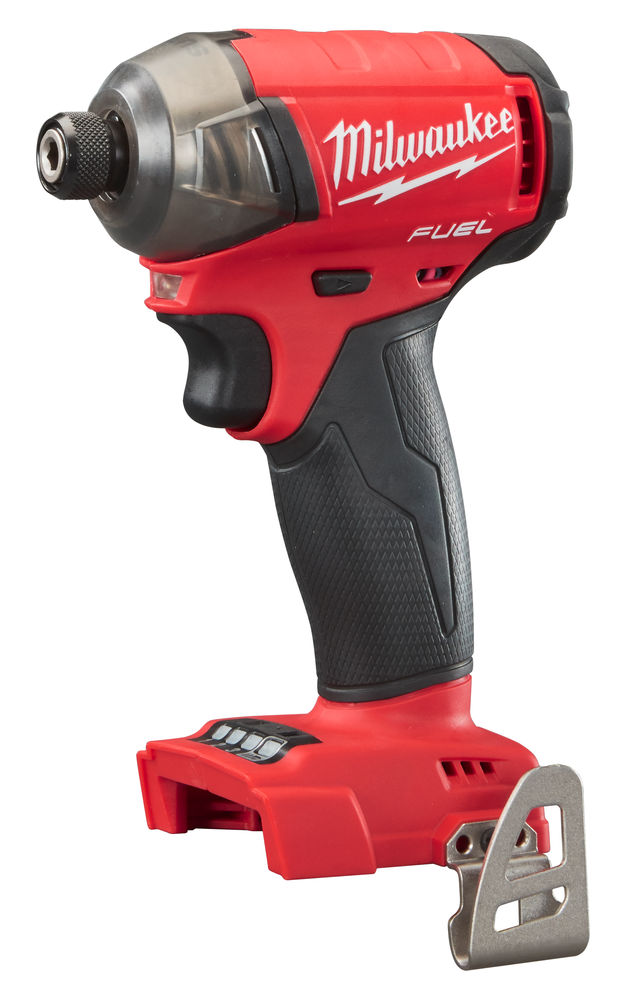 1900221 MILWAUKEE 18V SLAGSKRUEMASKINE