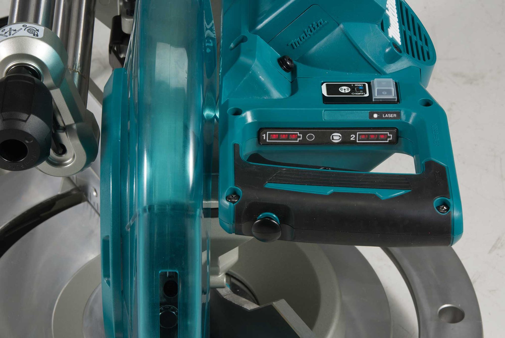 1953191 MAKITA 18VX2 KAP GERINGSSAV 3