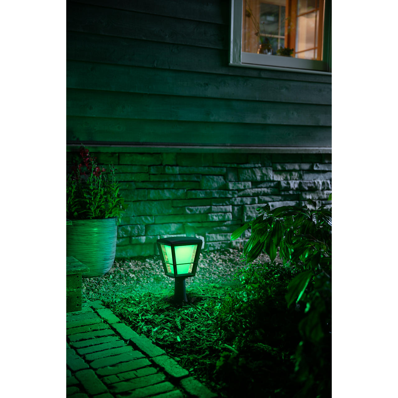 2035432 PHILIPS HUE ECONIC BEDLAMPE4