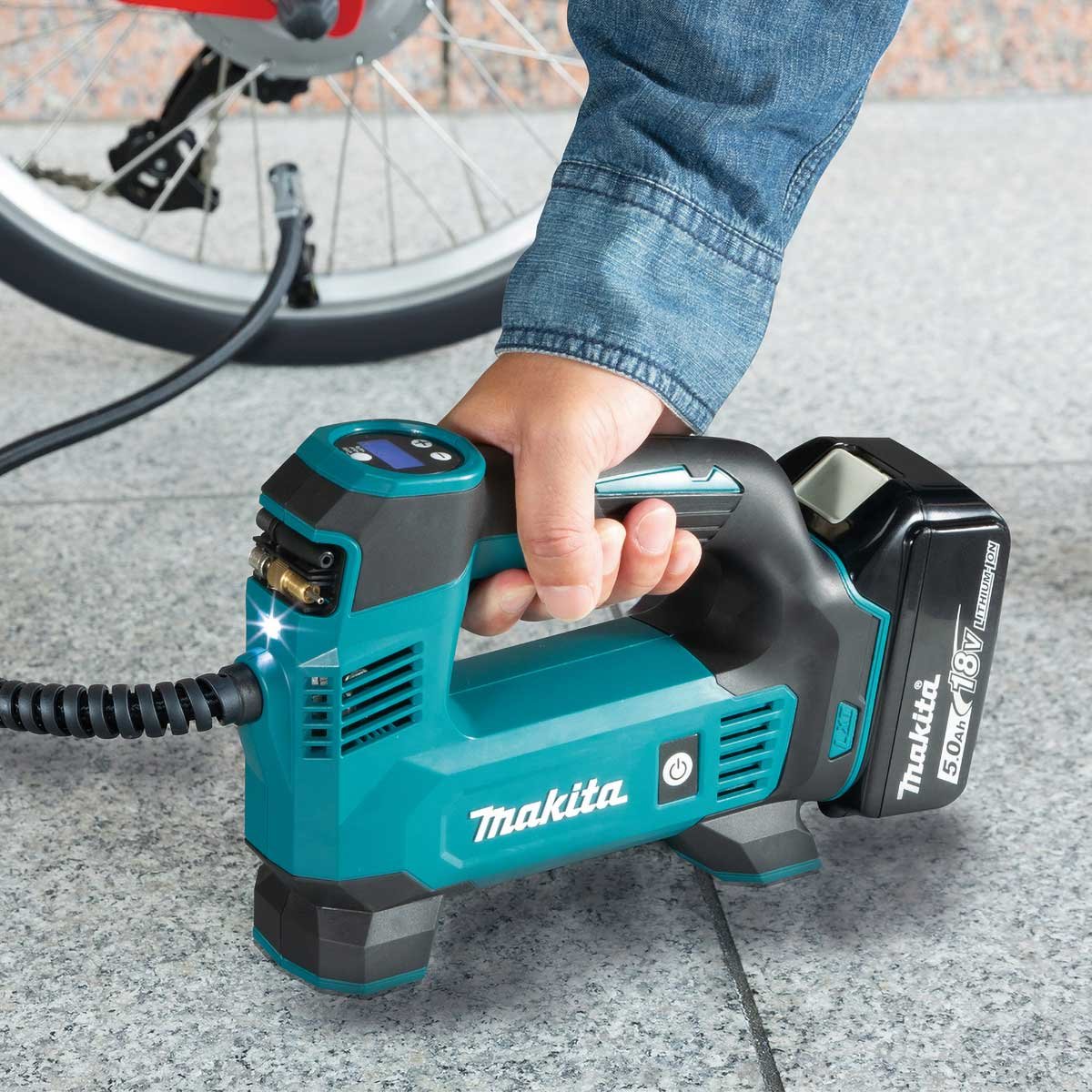 2098906 MAKITA 18V LUFTPUMPE 8 BAR 1