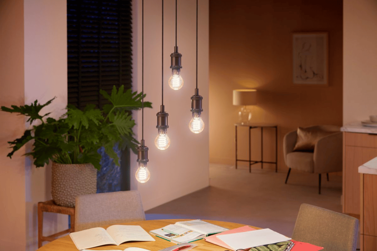 2214446 PHILIPS HUE LED STANDARDPÆRE 2