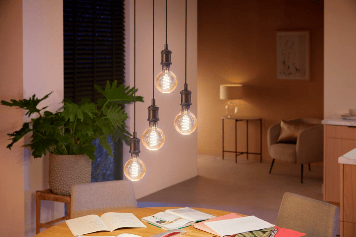 2214449 PHILIPS HUE LED GLOBEPÆRE 3