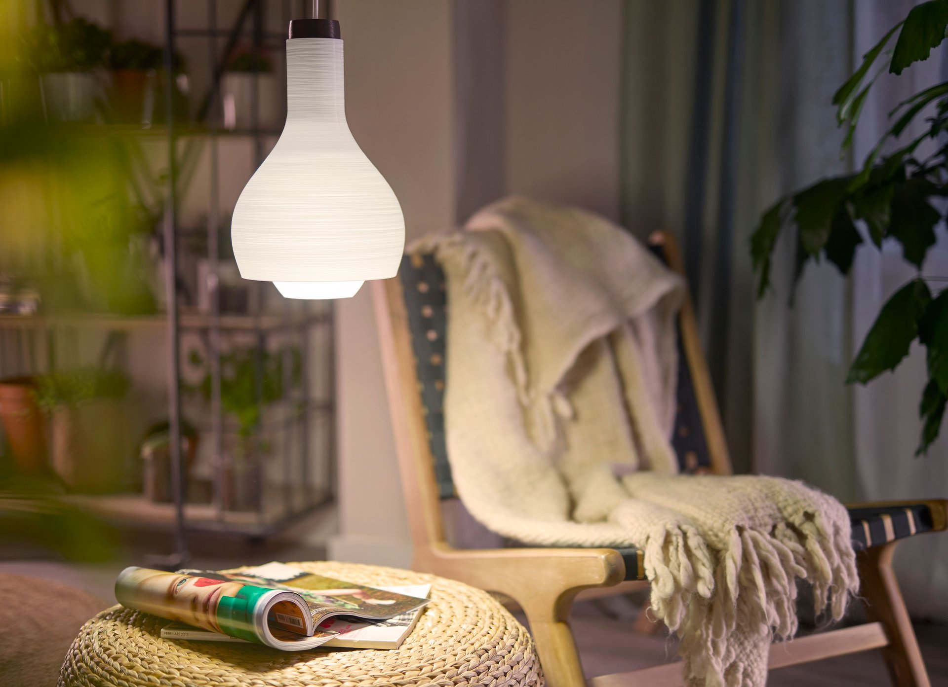 2377019 PHILIPS LED STANDARD PAERE 100W 3