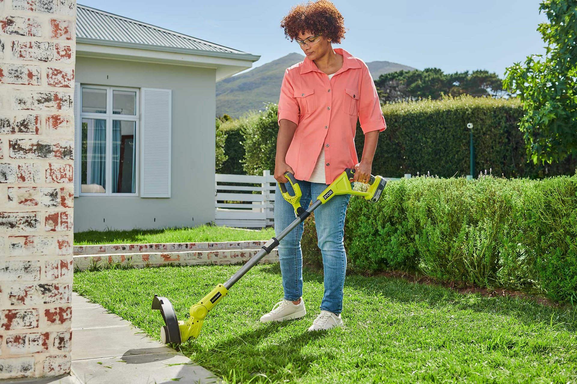 2388742 RYOBI GRÆSTRIMMER 18V 2