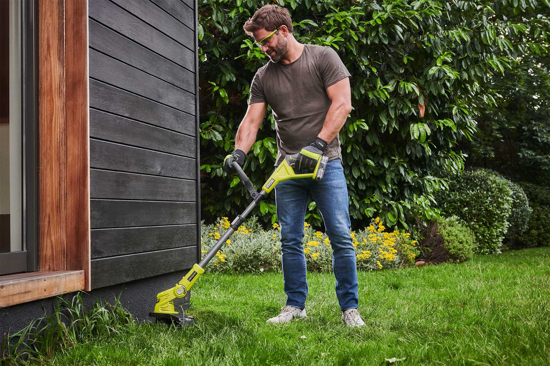 2388742 RYOBI GRÆSTRIMMER 18V 3