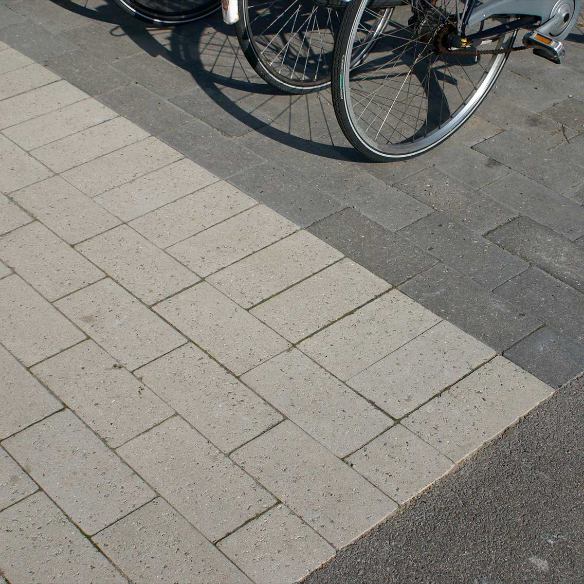4673265 IBF BETONFLISE GRÅ 15X30X5CM