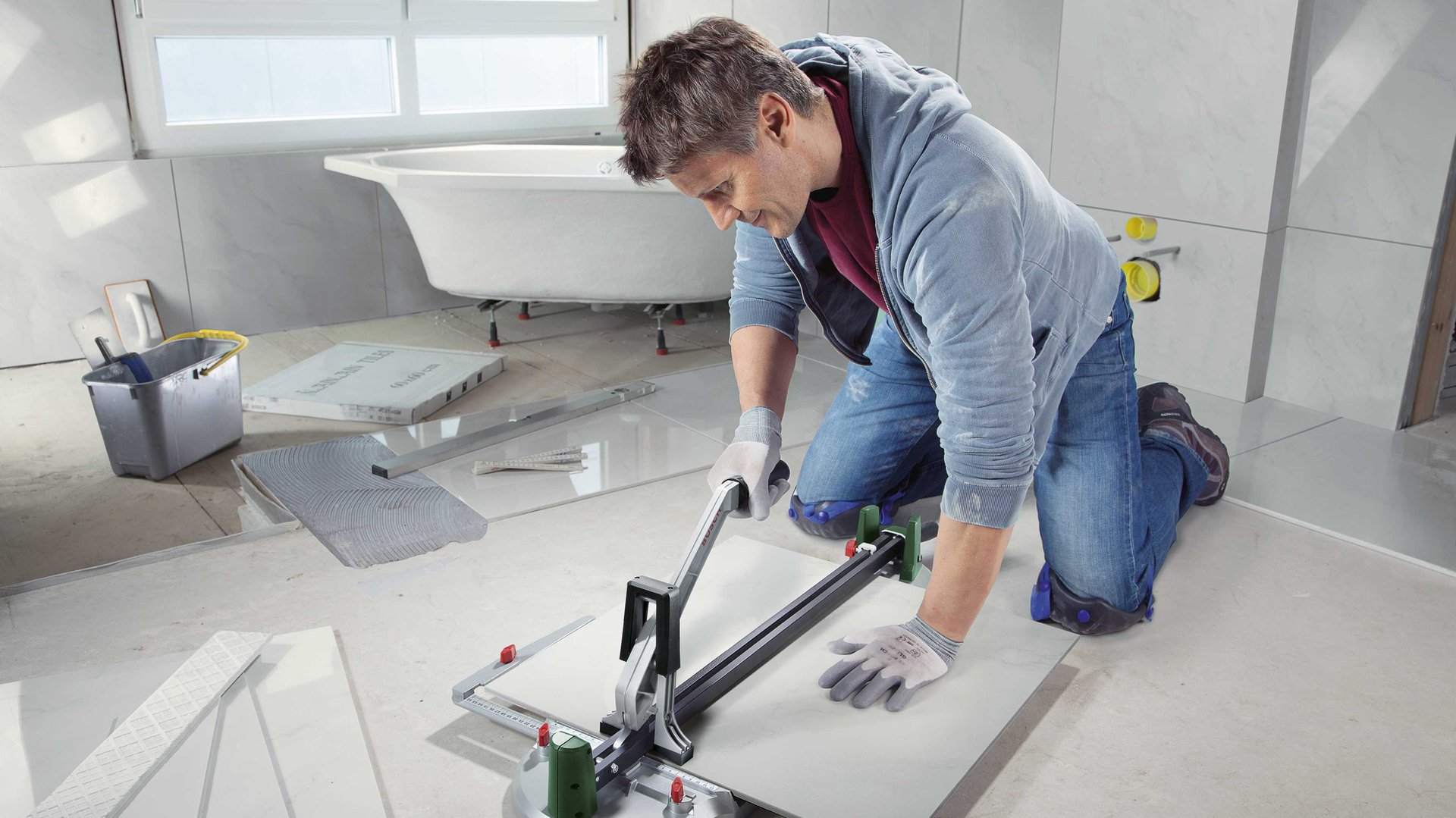 7436480 BOSCH FLISESKÆRER PTC 640 1