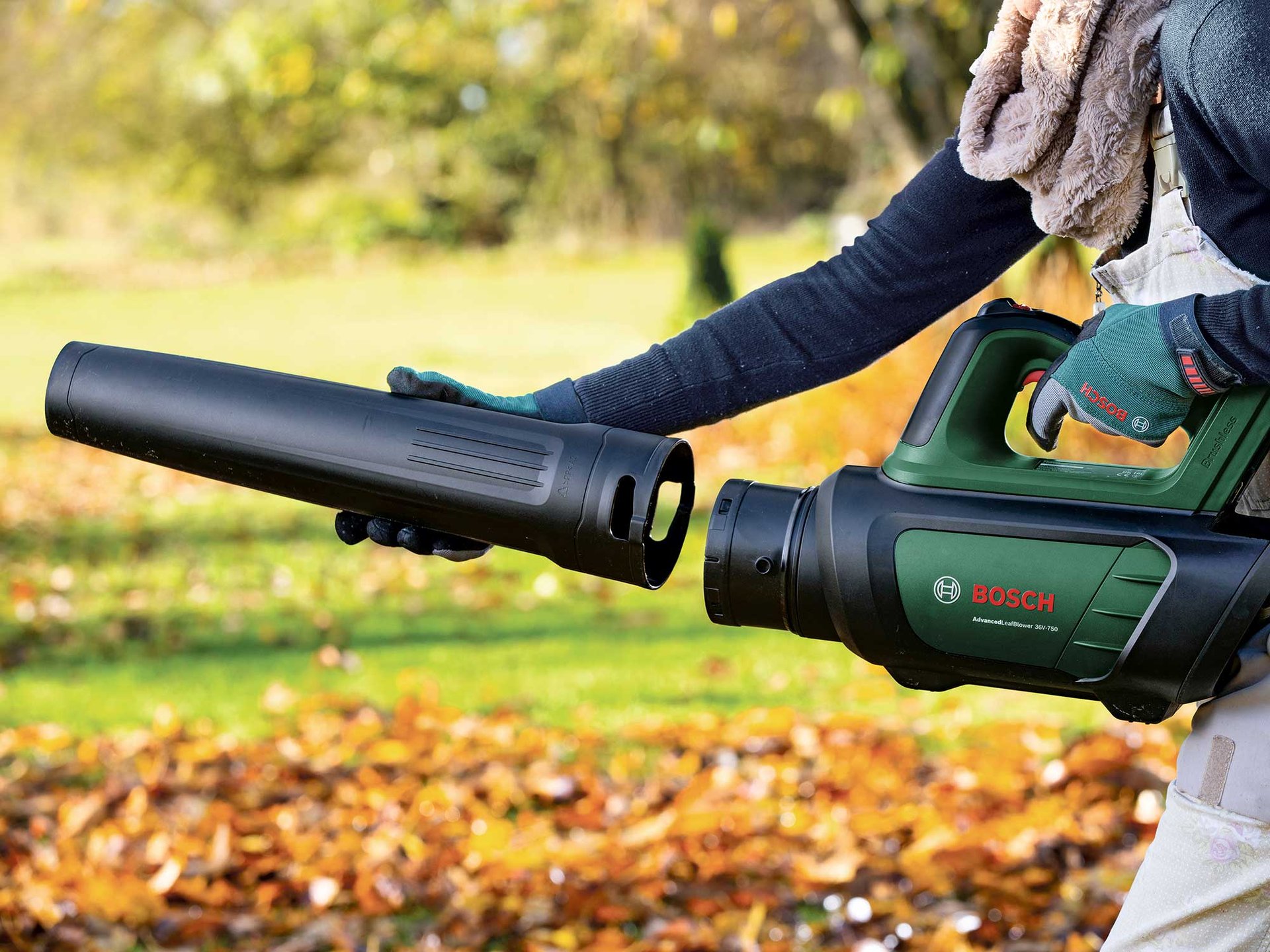 7442390 BOSCH 36V LØVBLÆSER ADVANCED2