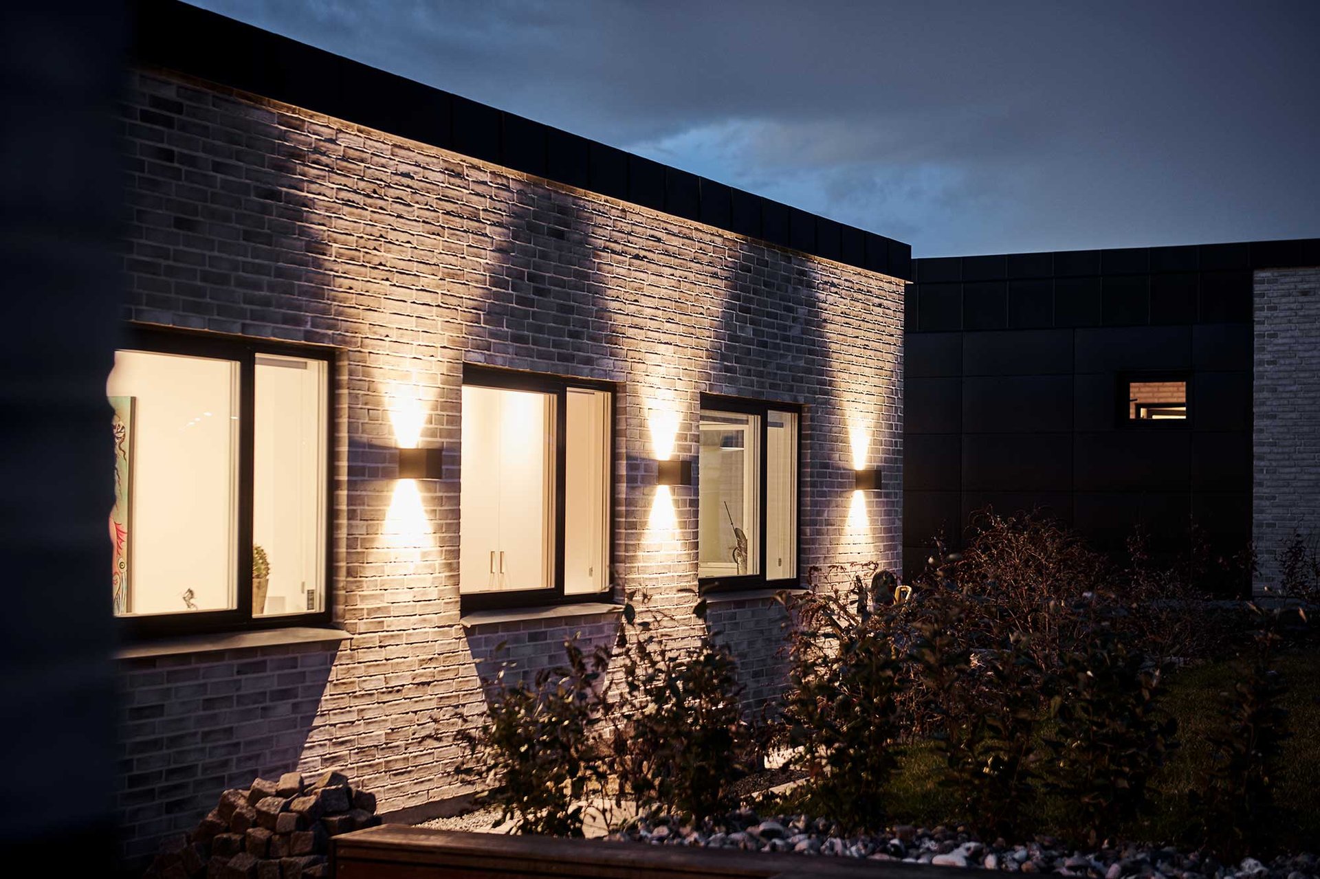9098030 CUBE XL LED VÆGLAMPE SORT 2