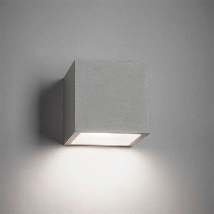 9102483 CUBE DOWN LED VÆGLAMPE SILVER