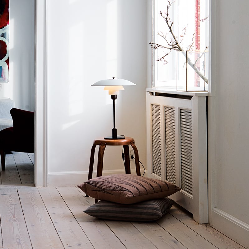 9116373 LP PH 3½ 2½ BORDLAMPE HVID 4