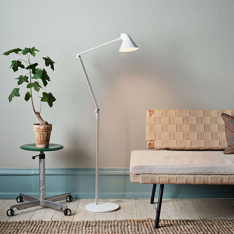 9118374 NJP GULVLAMPE HVID2