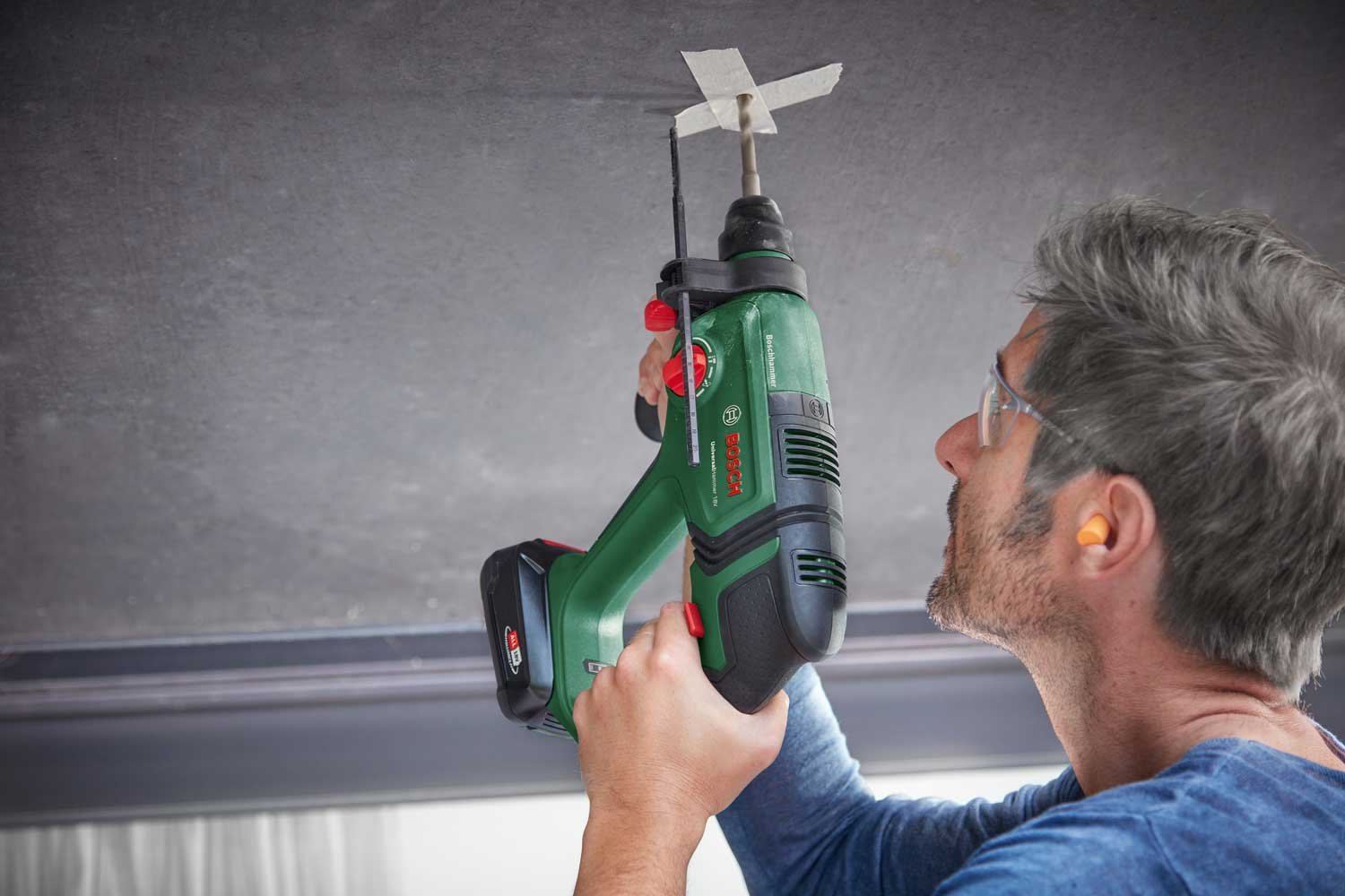 7442610 BOSCH 18V BOREHAMMER UNIVERSAL 1