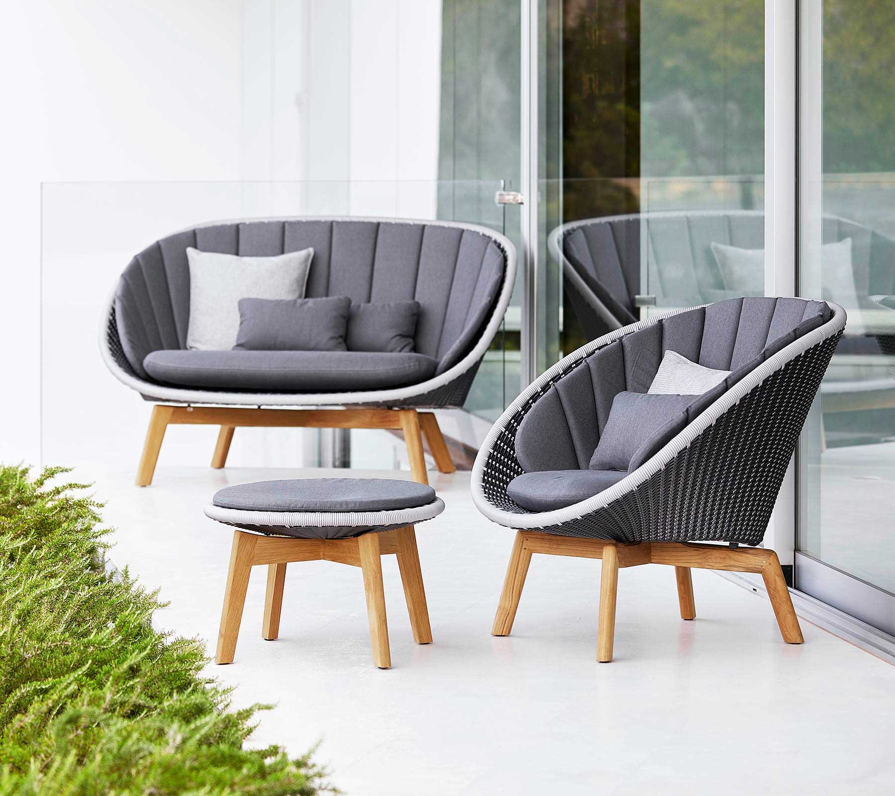 9125700 CANE LINE PEACOCK LOUNGESTOL 3