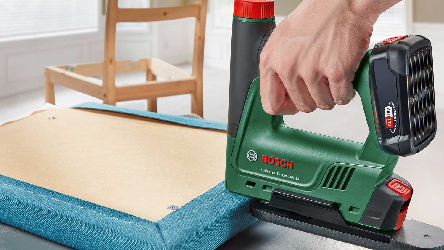 7442669 BOSCH 18V HÆFTEPISTOL 2